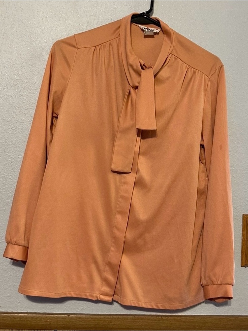 vintage trissi women medium Tie-Neck Long Sleeve Blouse office travel vacation